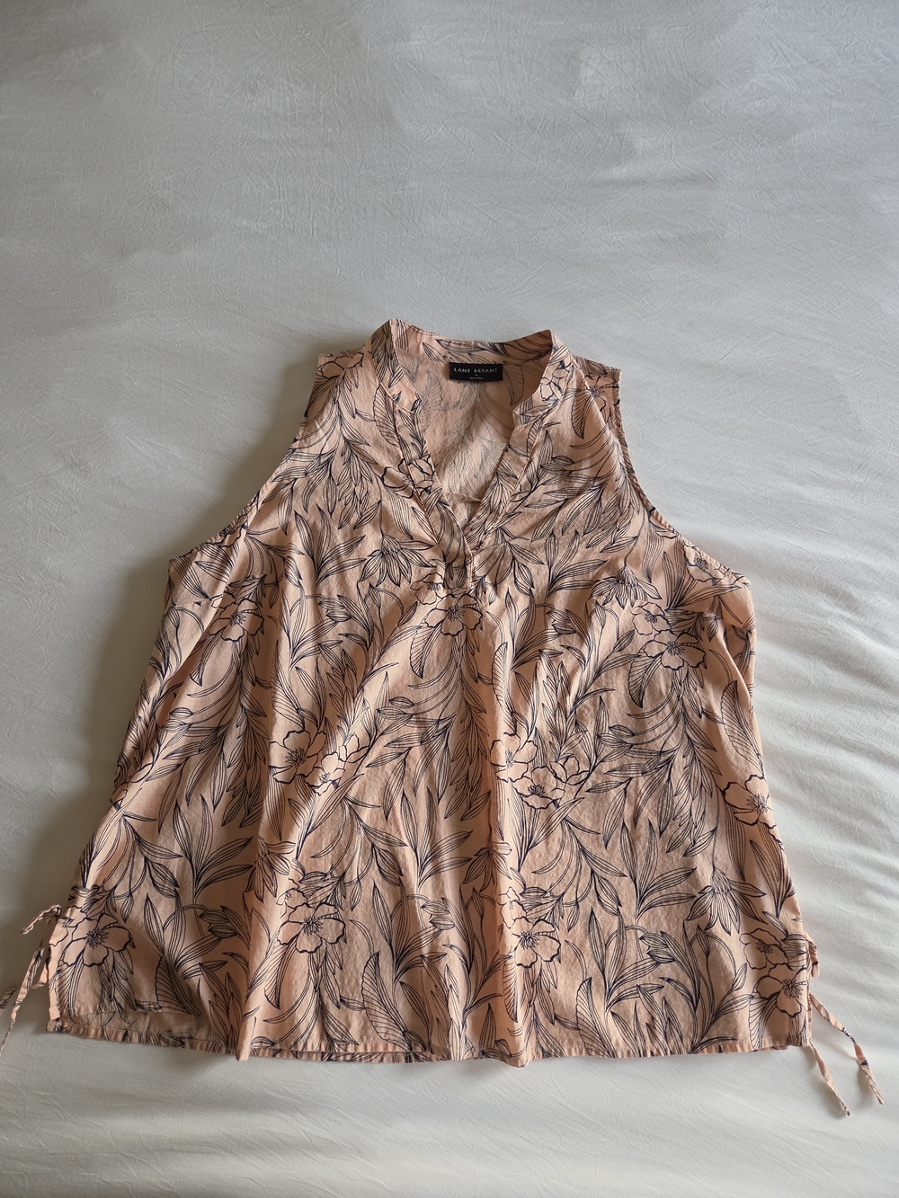 Lane Bryant Peach And Navy Floral Sleeveless Split-Neck Tank Top